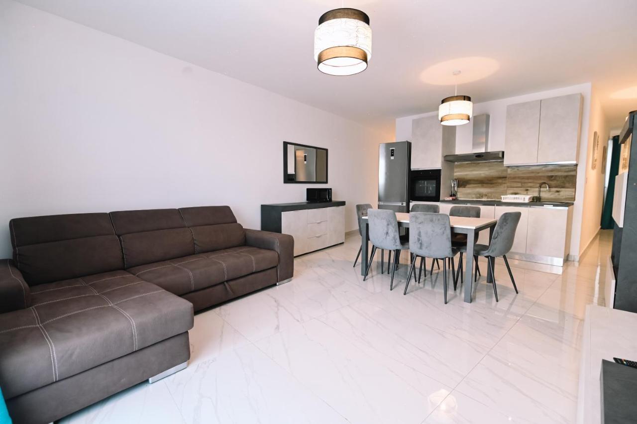 Spacious 3 Bedroom In Sliema! المظهر الخارجي الصورة